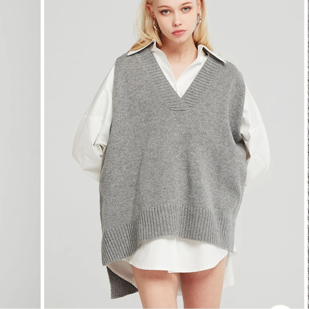 Storets Lyla Oversized Knit Long Sweater Vest Beige V-Neck Wool Blend